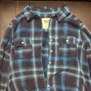 Mossimo Supply Co. Women's Blue Plaid Button Down Shirt